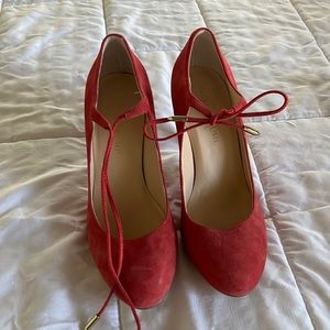 Ivanka Trump single lace melon colored suede pump. Size 6.